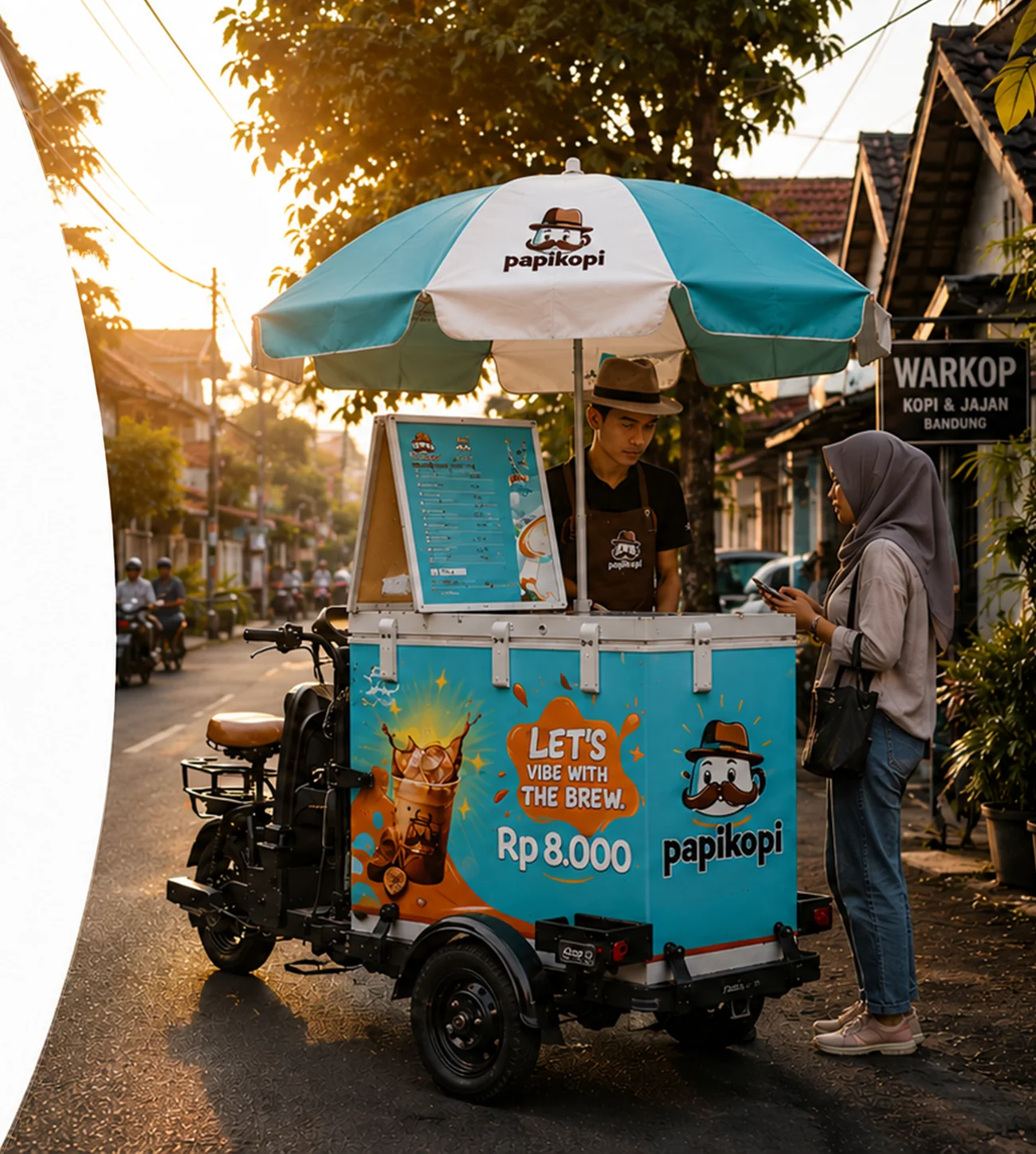 Barista Papikopi melayani pelanggan dari gerobak kopi keliling